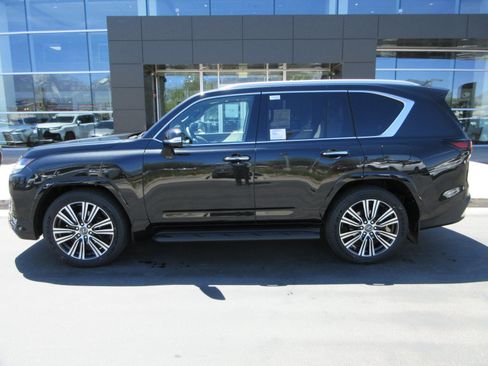 New 2026 Lexus LX 700h Luxury AWD/4WD image 3