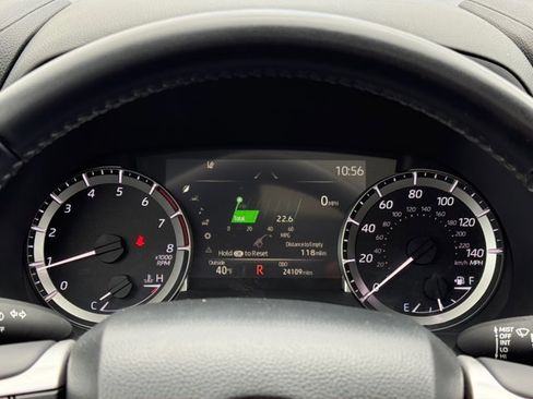 Certified 2024 Toyota Highlander XSE image 24