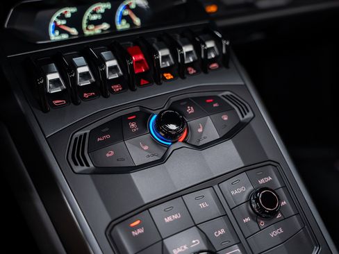 Used 2018 Lamborghini Huracan LP 580-2 image 45