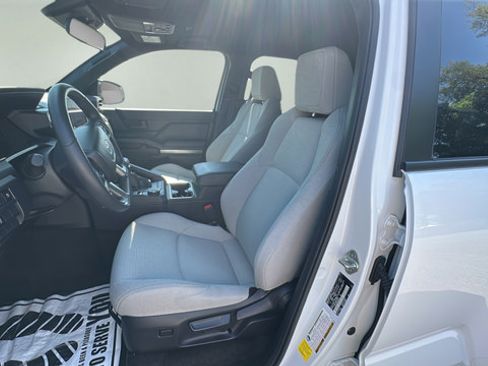 Used 2025 Toyota 4Runner SR5 RWD image 19