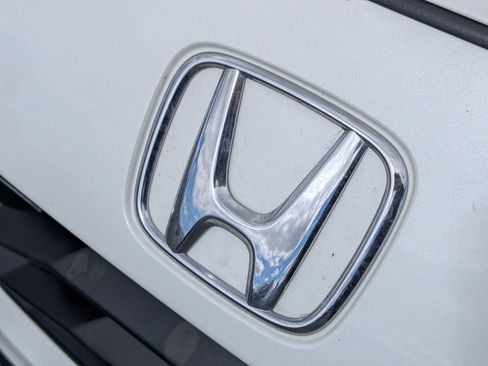 Used 2025 Honda HR-V Sport image 25