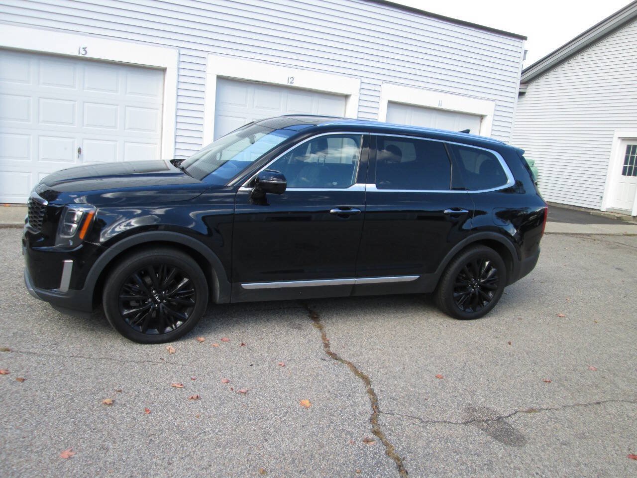 Used 2020 Kia Telluride SX w/ SX Prestige Package AWD/4WD image 3