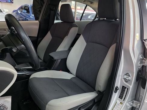 Used 2023 Toyota Corolla LE image 10