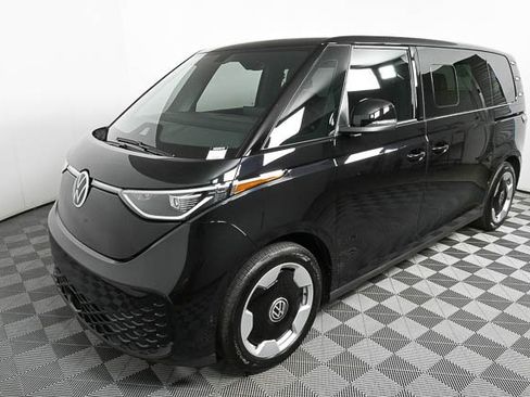 New 2025 Volkswagen ID. Buzz Pro S image 32