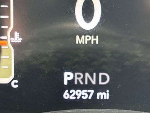 Used 2021 Jeep Wrangler Unlimited Rubicon image 25