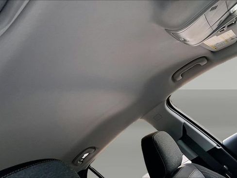 Used 2024 Chevrolet Equinox LT w/ LPO, Floor Liner Package AWD/4WD image 22