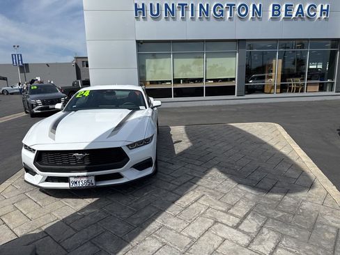 Used 2024 Ford Mustang Coupe image 18