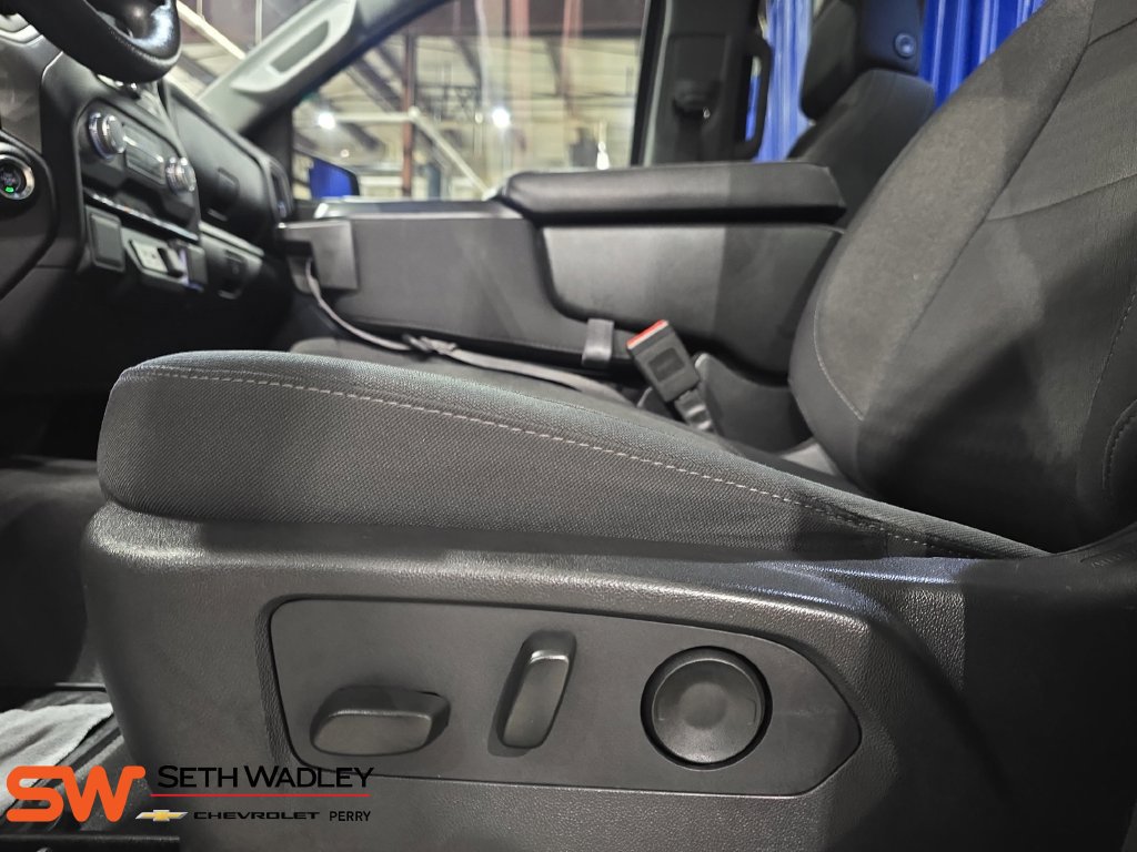 Used 2024 GMC Sierra 1500 Pro w/ Graphite Edition AWD/4WD image 29