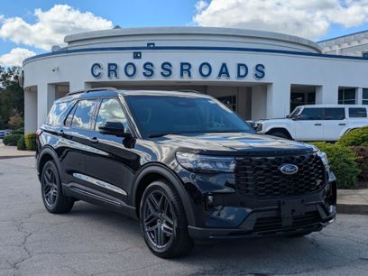 New 2025 Ford Explorer ST w/ Sun And Sound Package