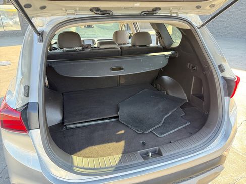 Used 2020 Hyundai Santa Fe SE image 20