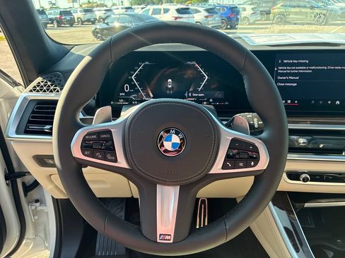 New 2026 BMW X5 xDrive40i w/ M Sport Package AWD/4WD image 12