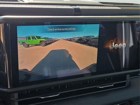 New 2026 Jeep Gladiator Sport image 17