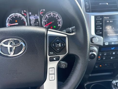 Used 2022 Toyota 4Runner Limited image 19