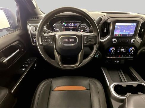 Used 2020 GMC Sierra 1500 AT4 w/ Technology Package AWD/4WD image 6