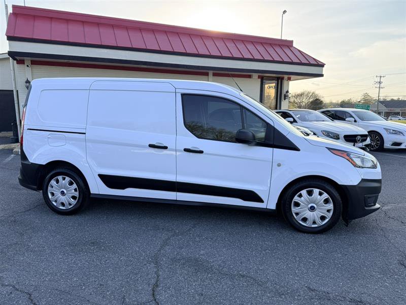 Used 2022 Ford Transit Connect XL FWD image 4