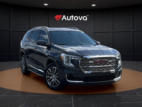 Used 2022 GMC Terrain Denali w/ LPO, Floor Liner Package AWD/4WD image 7