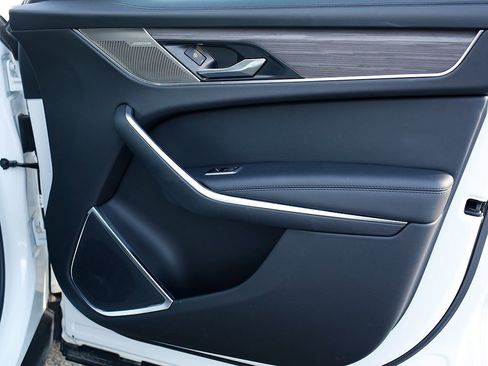 Used 2022 Jaguar F-PACE S image 23