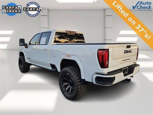 Used 2020 GMC Sierra 2500 AT4 w/ AT4 Premium Package image 3