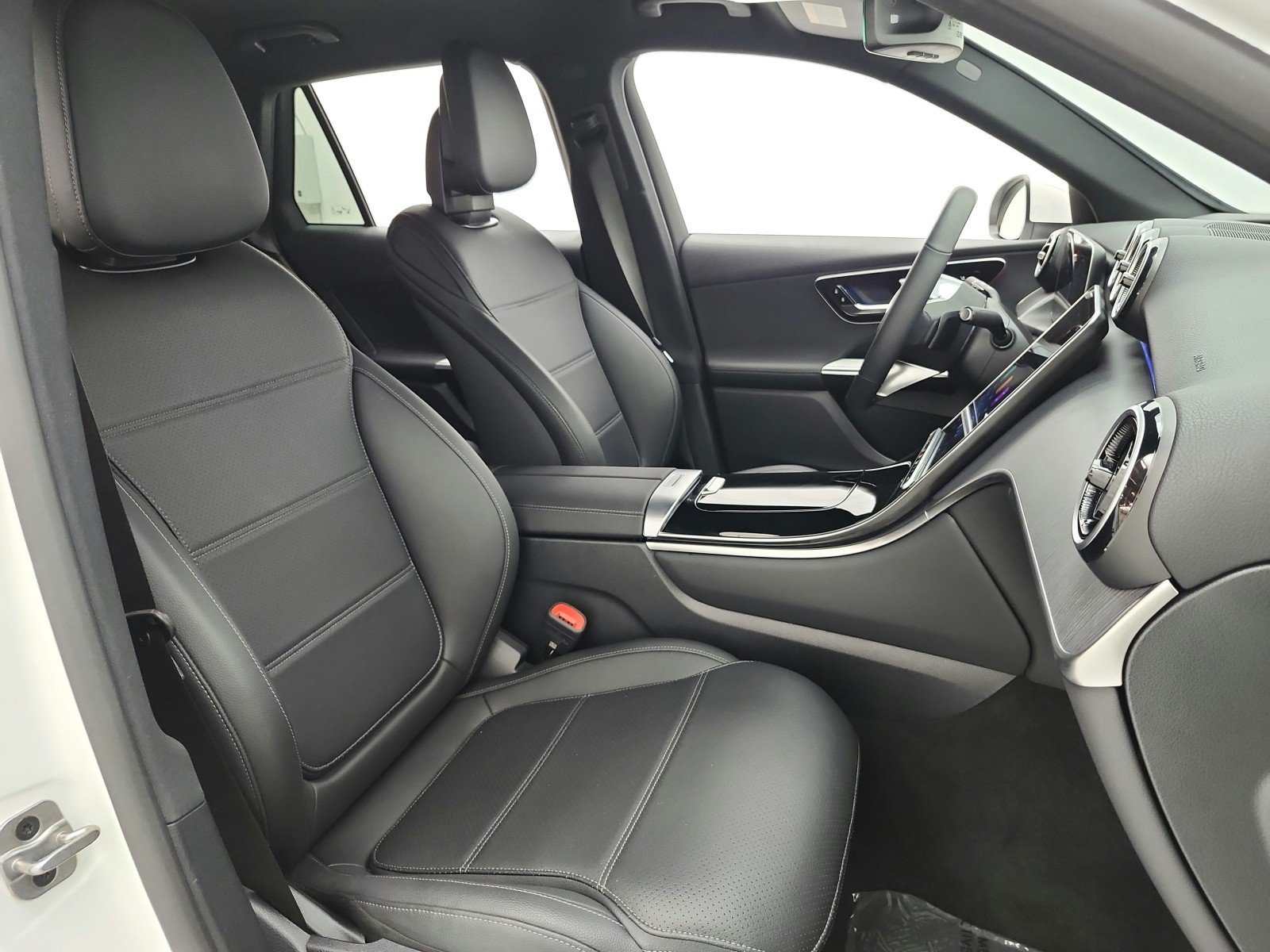 Certified 2026 Mercedes-Benz GLC 300 image 19