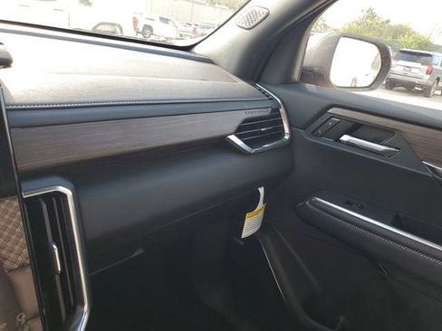 New 2026 GMC Acadia Denali image 25