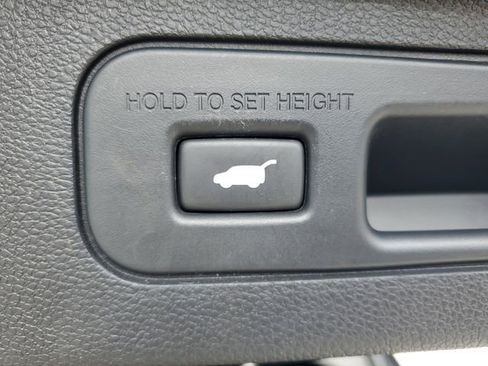 Used 2024 Honda Odyssey Elite image 11