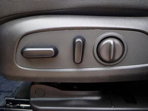 Used 2023 Chevrolet TrailBlazer LT w/ Convenience Package image 12