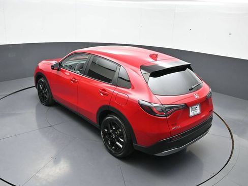 Certified 2024 Honda HR-V Sport image 38