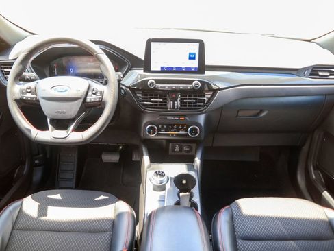 Used 2025 Ford Escape ST-Line AWD/4WD image 6