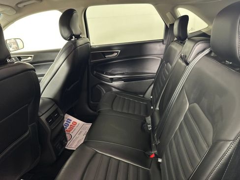 Used 2017 Ford Edge SEL w/ Equipment Group 201A AWD/4WD image 30