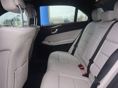 Used 2015 Mercedes-Benz E 350 4MATIC w/ Premium 1 Package image 11
