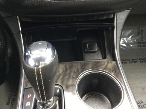 Used 2014 Chevrolet Impala LT w/ Premium Seating Package image 17