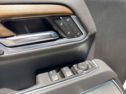 New 2026 Chevrolet Silverado 2500 High Country w/ High Country Premium Package AWD/4WD image 18