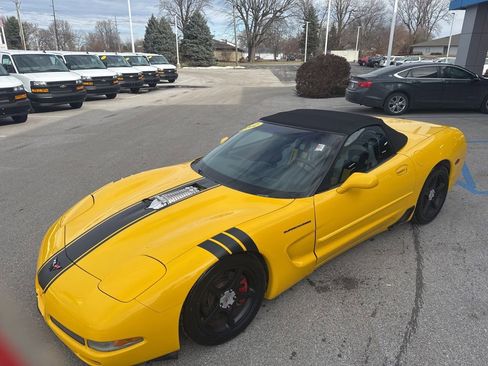Used 2002 Chevrolet Corvette Convertible w/ Preferred Equipment Group2 image 9