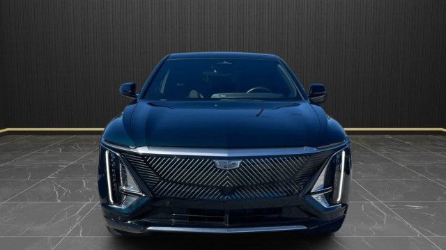 Used 2024 Cadillac Lyriq Tech w/ LPO, Floor Liner Package RWD image 2