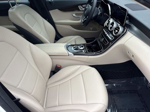 Used 2019 Mercedes-Benz C 300 Sedan image 33