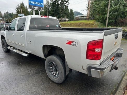 Used 2010 Chevrolet Silverado 3500 LTZ w/ LTZ Plus Package image 3