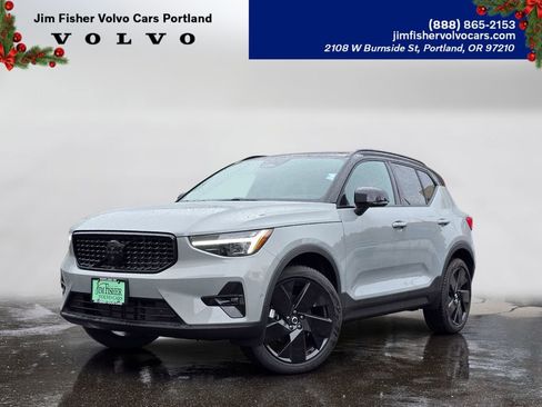 New 2026 Volvo XC40 B5 Ultra w/ Climate Package image 1