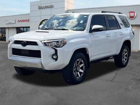 Used 2021 Toyota 4Runner TRD Off-Road Premium w/ Moonroof Package AWD/4WD image 3