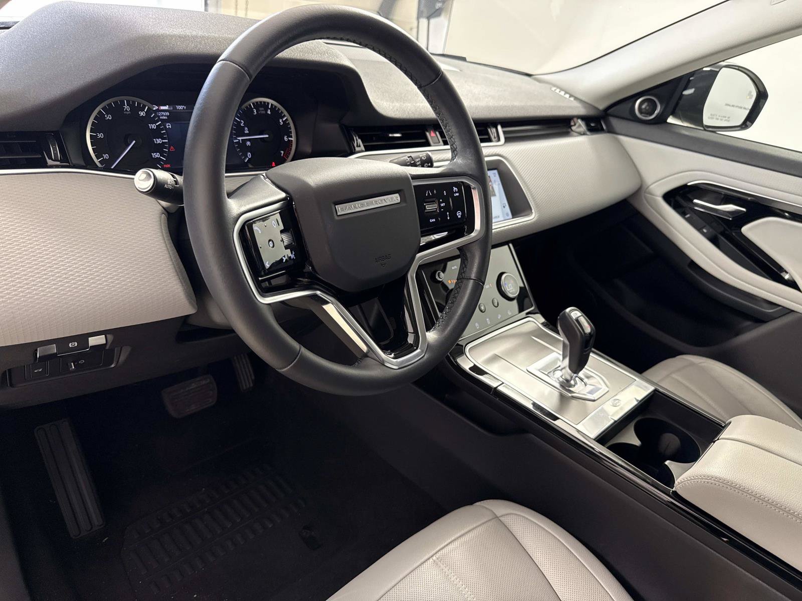 Used 2023 Land Rover Range Rover Evoque S AWD/4WD image 22