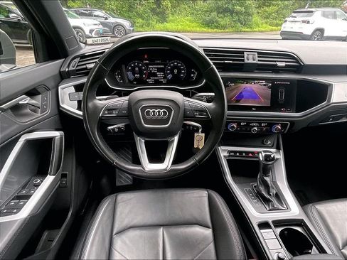 Used 2025 Audi Q3 2.0T Premium AWD/4WD image 17
