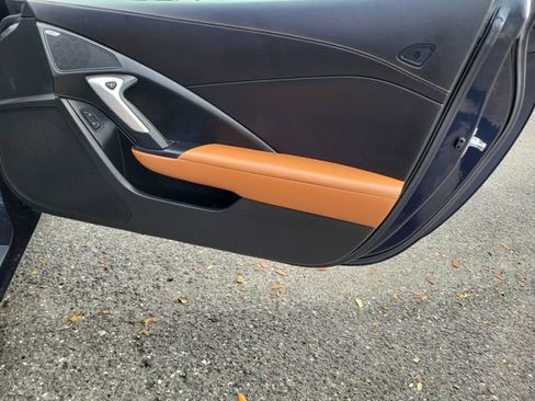 Used 2015 Chevrolet Corvette Stingray w/ 2LT Preferred Equipment Group image 13