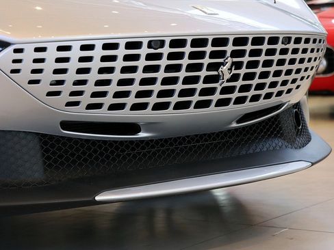 Certified 2021 Ferrari Roma image 19