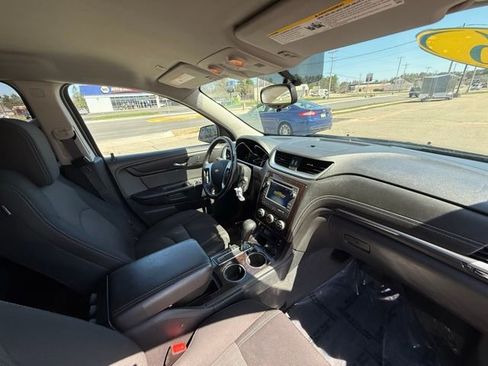Used 2016 Chevrolet Traverse LT AWD/4WD image 20
