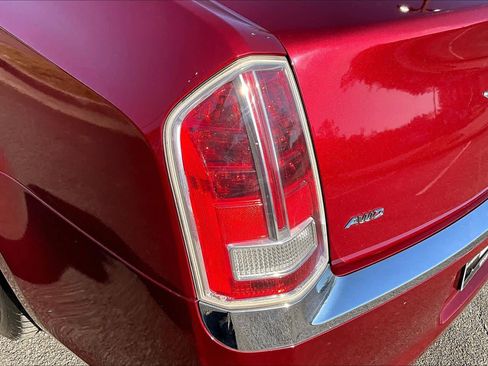 Used 2012 Chrysler 300 C image 26