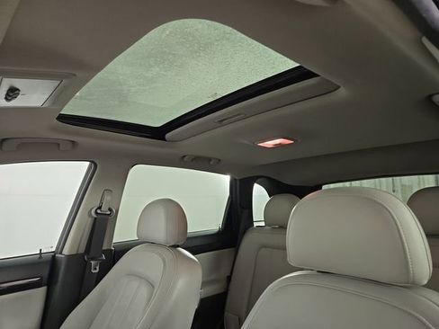 Used 2014 Chevrolet Captiva Sport LTZ image 29