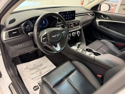 Used 2022 Genesis G70 2.0T image 30