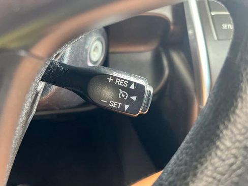 Used 2015 Toyota Camry LE FWD image 19