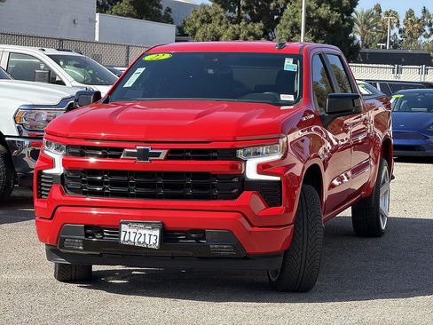 Used 2022 Chevrolet Silverado 1500 RST RWD image 3