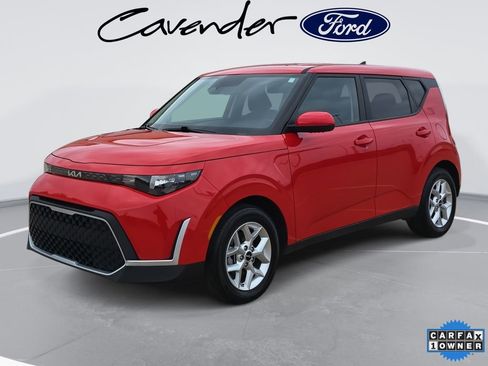 Used 2025 Kia Soul LX w/ LX Technology Package image 1