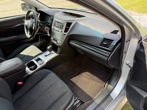 Used 2013 Subaru Legacy 2.5i Sport image 16